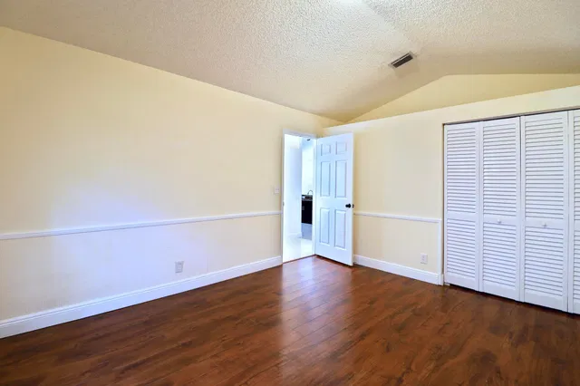 Residence photo 10