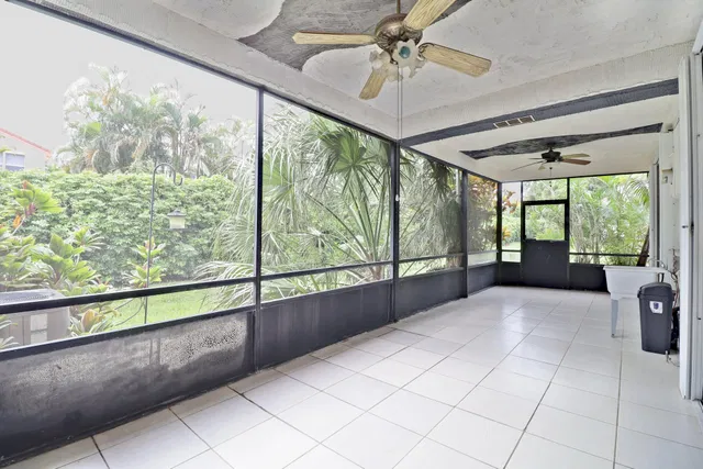 Residence photo 15
