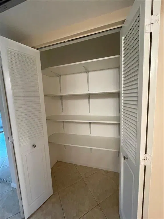  Unit 255 photo 11