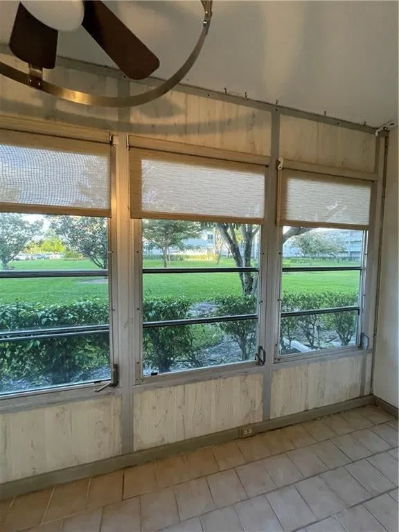  Unit 255 photo 12