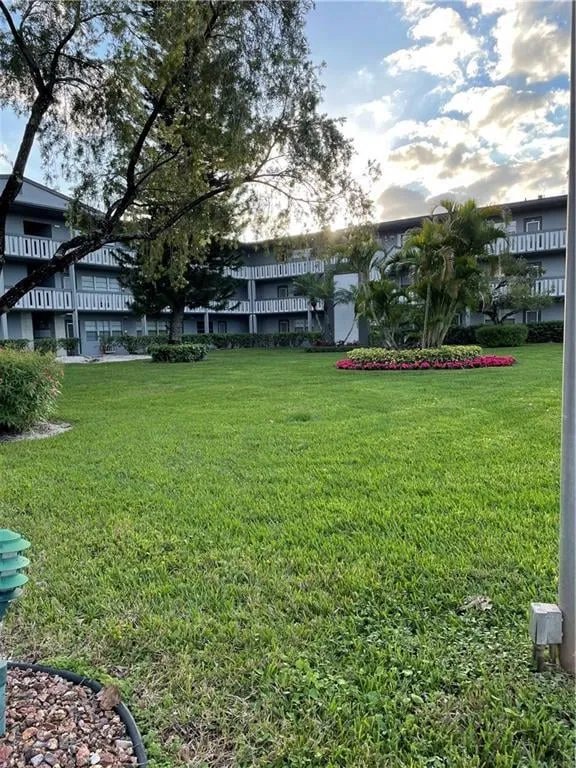  Unit 255 photo 15