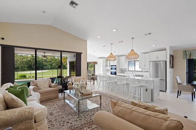 Residence photo 5
