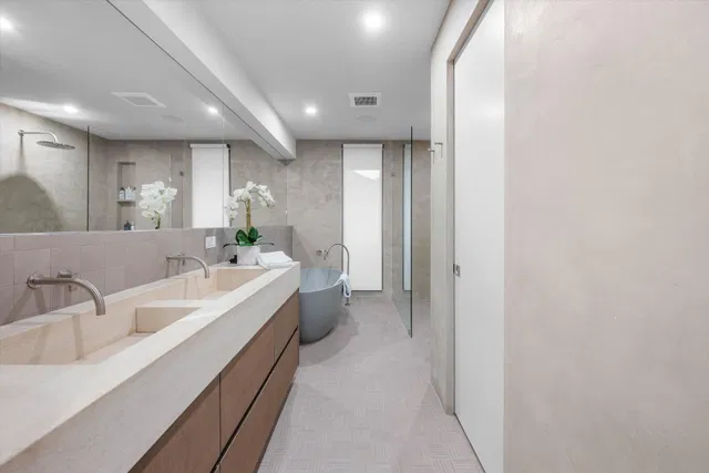  Residence photo 21