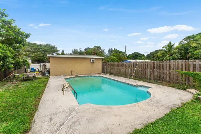 Residence photo 38