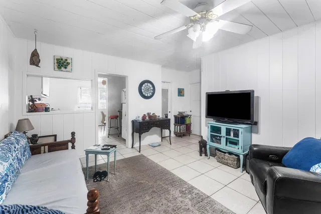 Residence photo 39