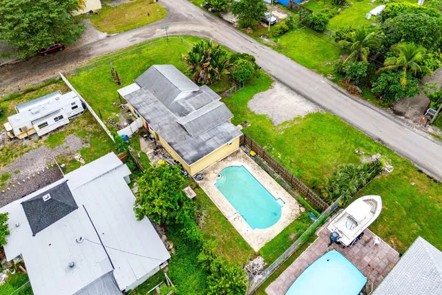 Residence photo 41