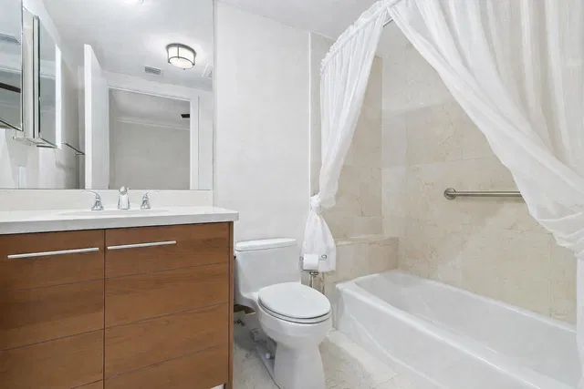 Unit 401b photo 14