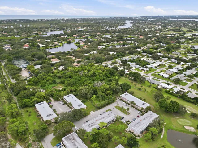 Unit 35-348 photo 52
