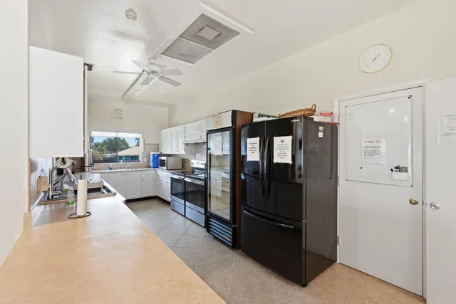 Unit 35-348 photo 68