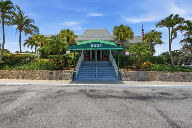 Unit 35-348 photo 74
