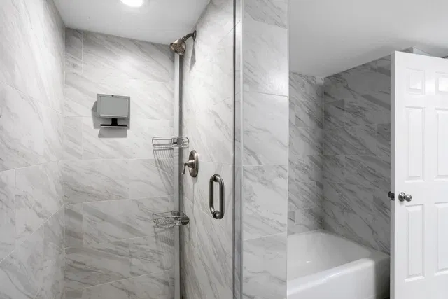 Unit 208 photo 15