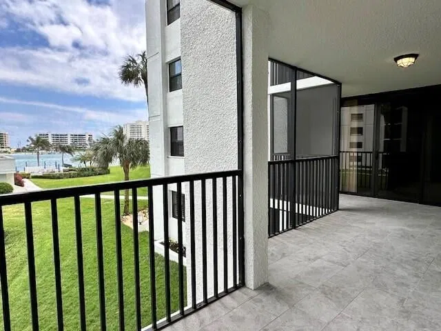 Unit 208 photo 27