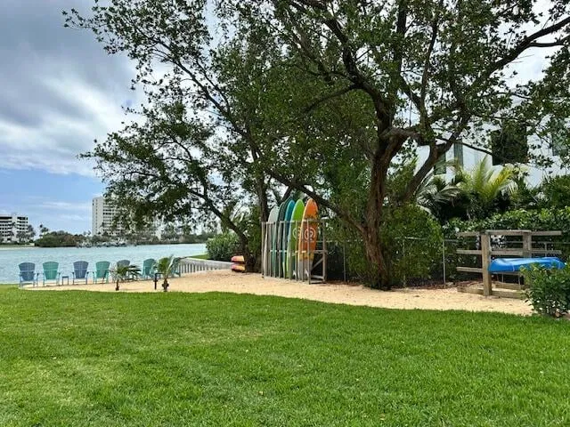 Unit 208 photo 29