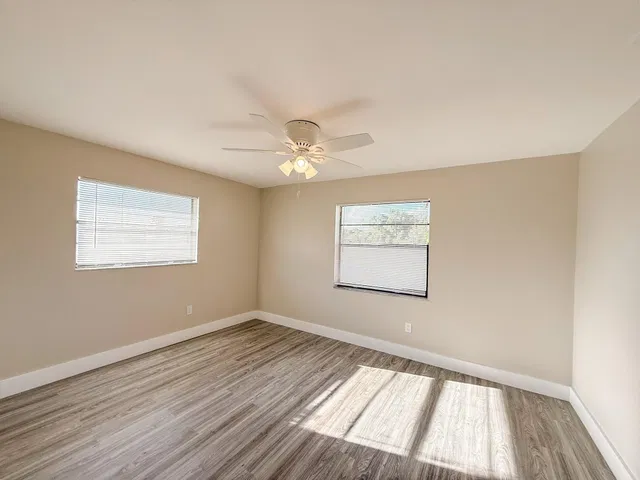 Residence photo 7