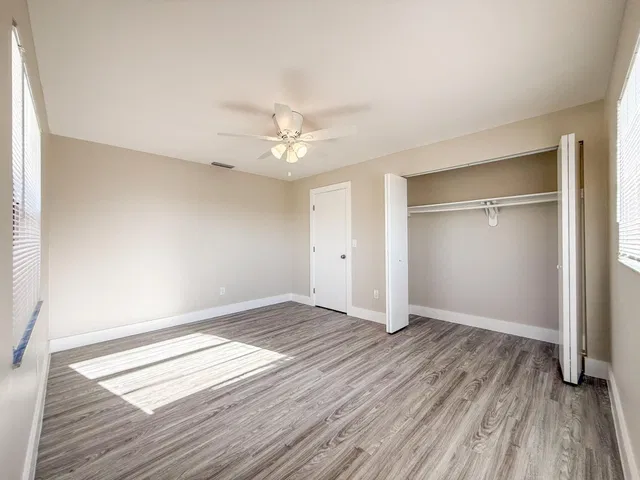 Residence photo 8