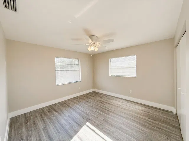 Residence photo 10