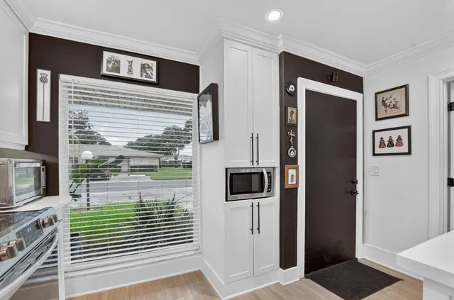 Residence photo 5