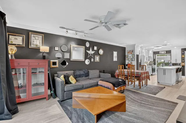 Residence photo 13