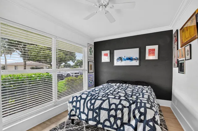 Residence photo 24