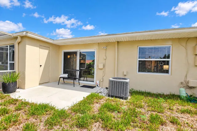 Residence photo 29