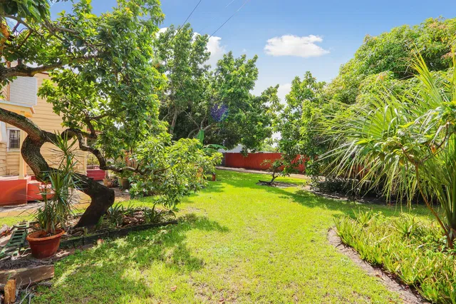 Residence photo 10