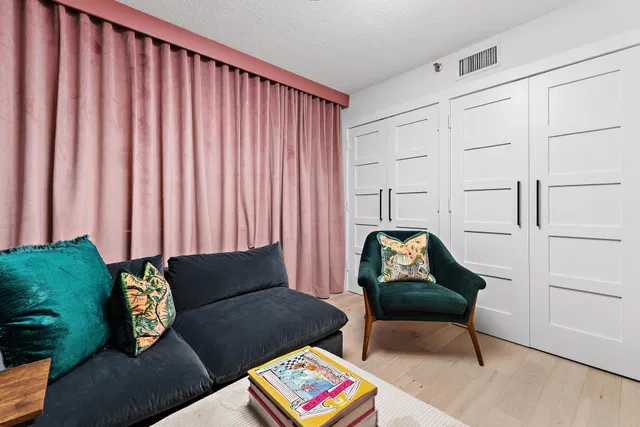 Unit 326 photo 38