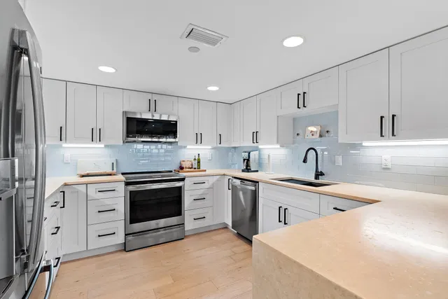 Unit 326 photo 50