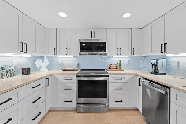 Unit 326 photo 51