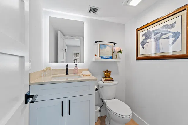 Unit 326 photo 59