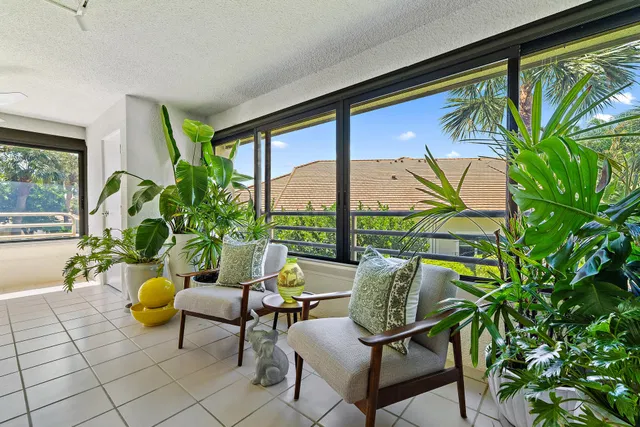 Unit 326 photo 67