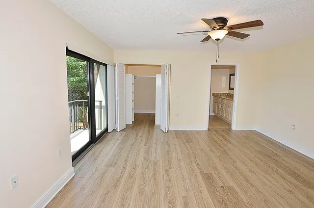 Residence photo 17