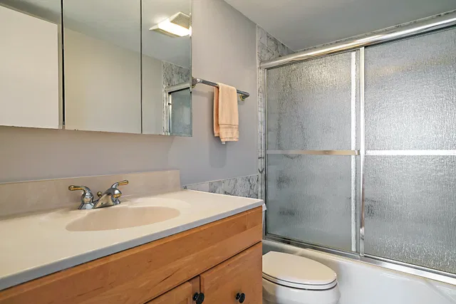 Unit 1004E photo 24