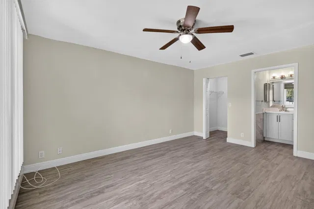 Residence photo 20
