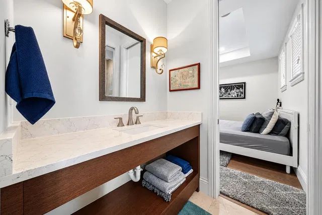 Residence photo 41