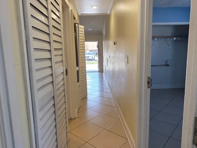  Residence photo 14