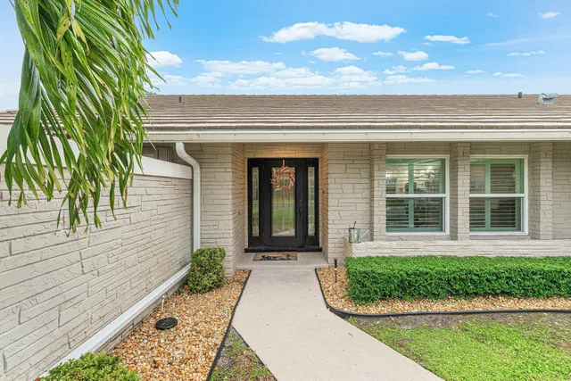 Residence photo 4