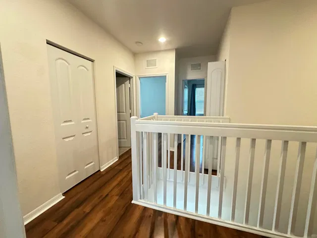 Residence photo 11