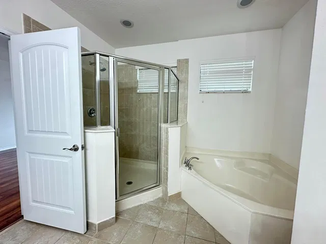 Residence photo 14