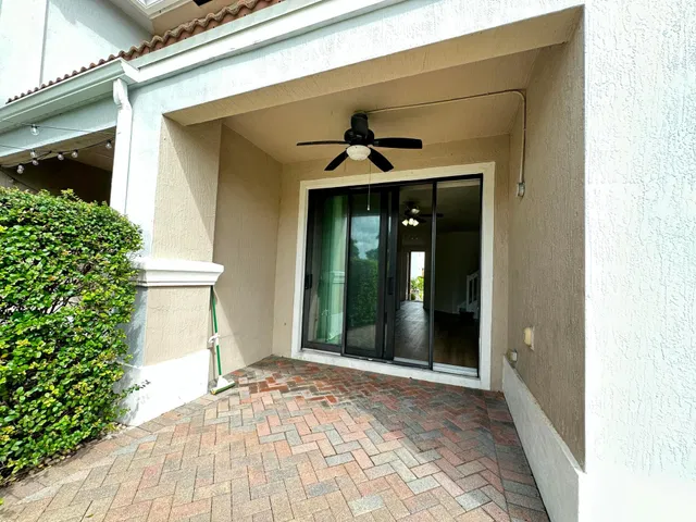 Residence photo 21
