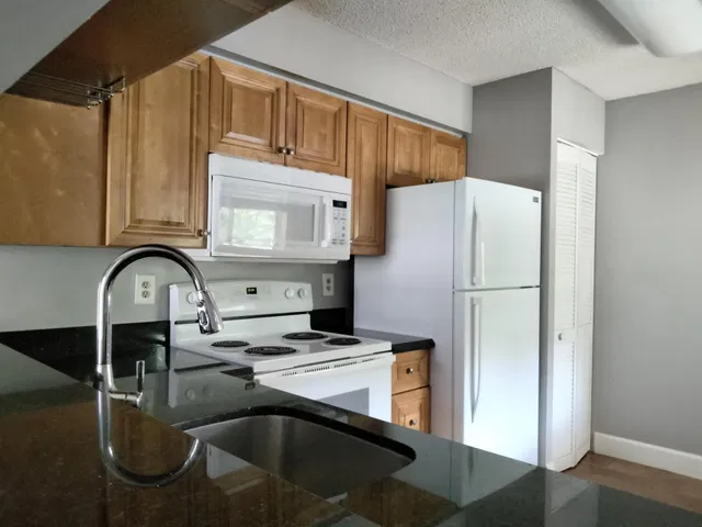 Residence photo 5