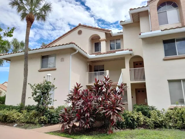 Residence photo 18