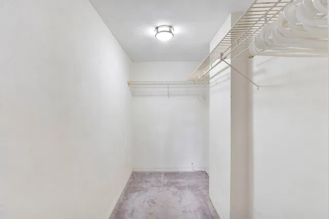 Unit 348 photo 21