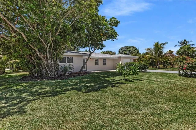 Residence photo 3