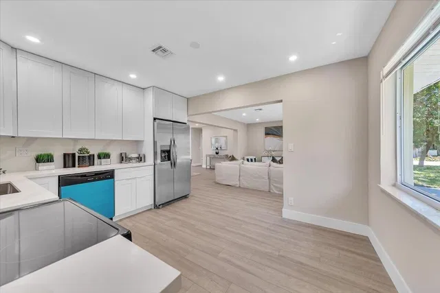 Residence photo 18