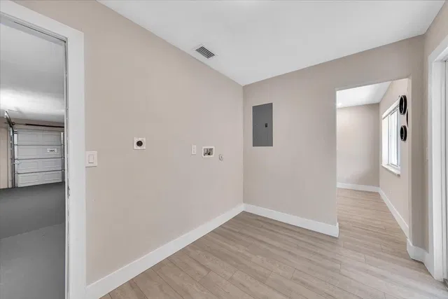 Residence photo 25