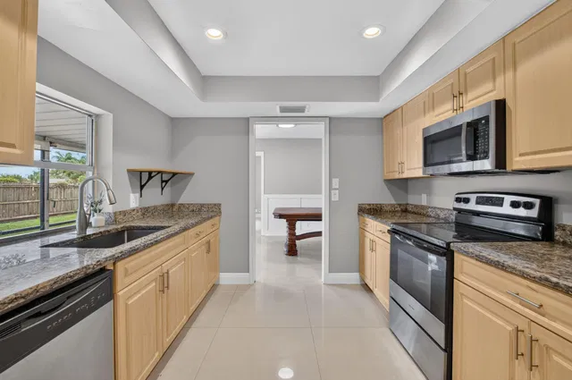Residence photo 23