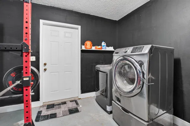 Residence photo 45