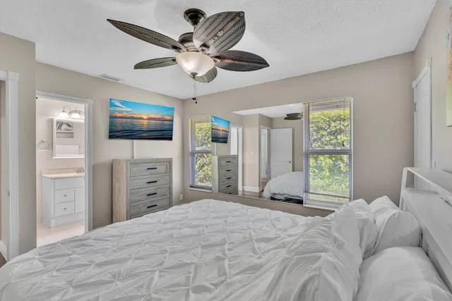 Residence photo 23