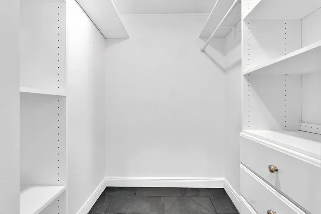 Residence photo 69