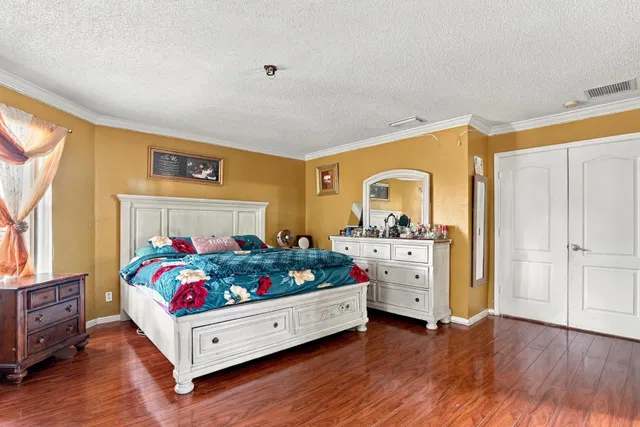 Residence photo 17